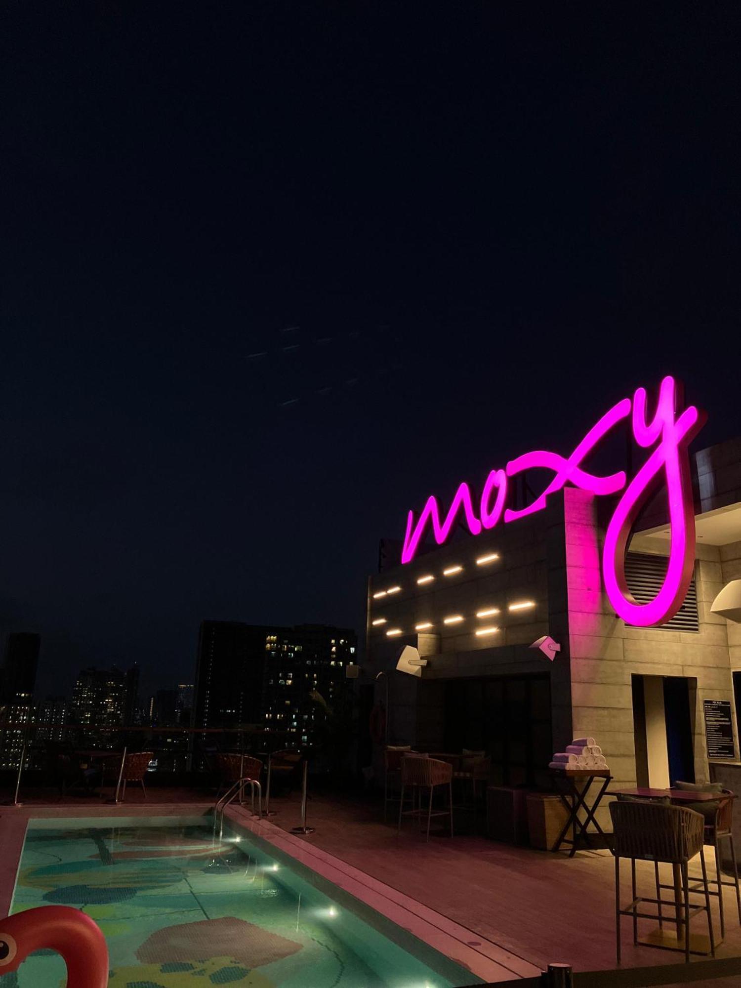 Moxy Mumbai Andheri West Ngoại thất bức ảnh