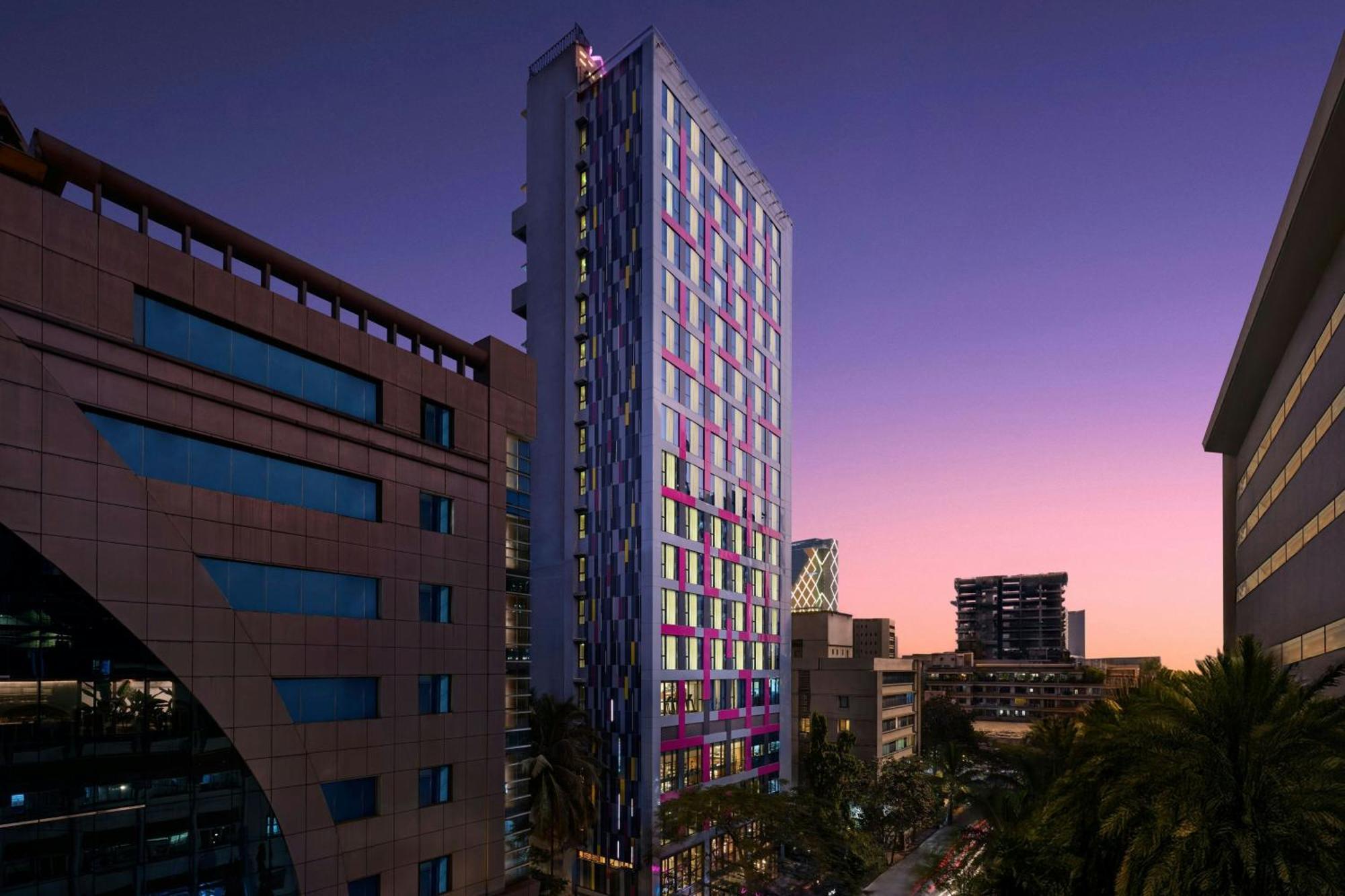 Moxy Mumbai Andheri West Ngoại thất bức ảnh